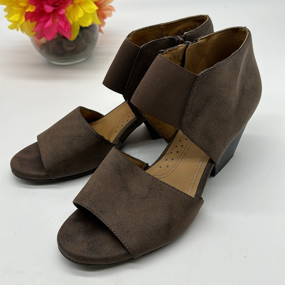 Natural Soul Brown Heels Sz 8.5 MCH6358 - Picture 1 of 7